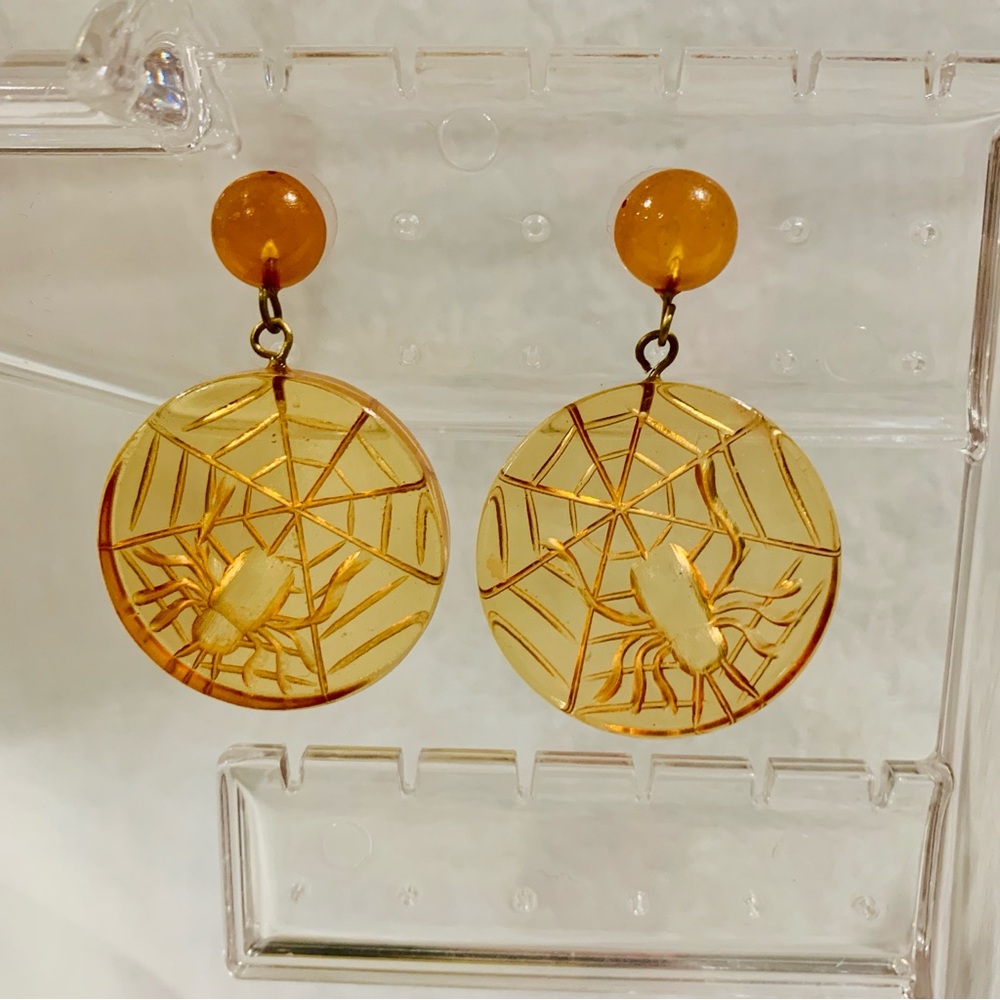 Corday Spider Web Halloween Pierced Post Lucite Earrings Clear Yellow Gold NWOT
